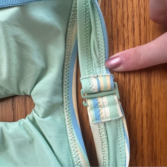 🆕 AERIE BIKINI TOP Striped Blue and Green Bralette NWT size large - Picture 3 of 6